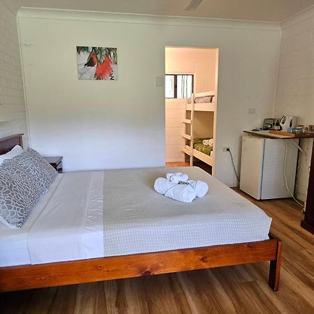 The Bushranger Hideaway Motel Midginbil Luaran gambar