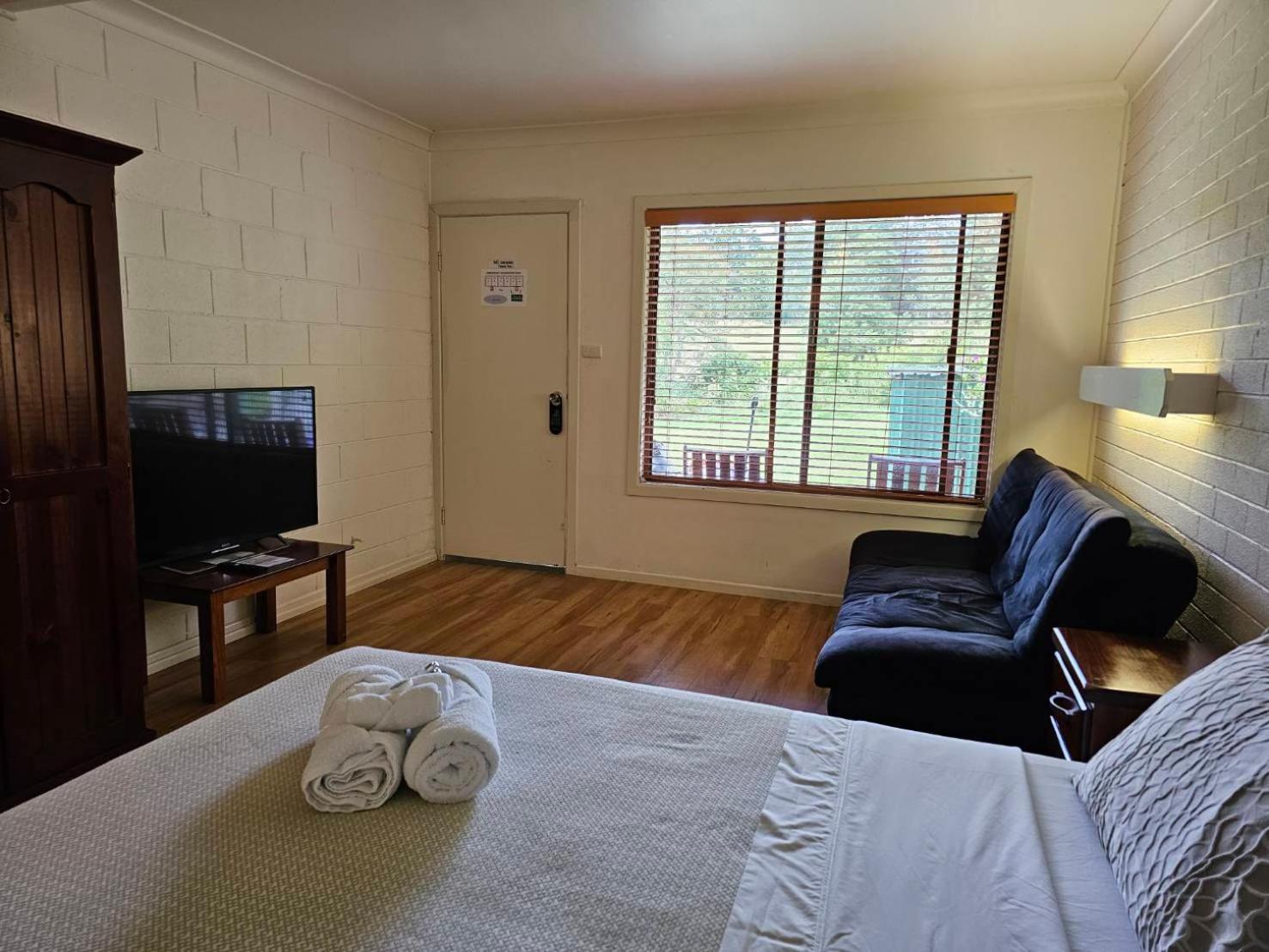 The Bushranger Hideaway Motel Midginbil Luaran gambar